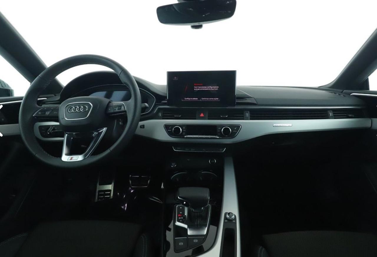 Audi A5 **ACQUISTO DA CATALOGO UFFICIALE ITA*