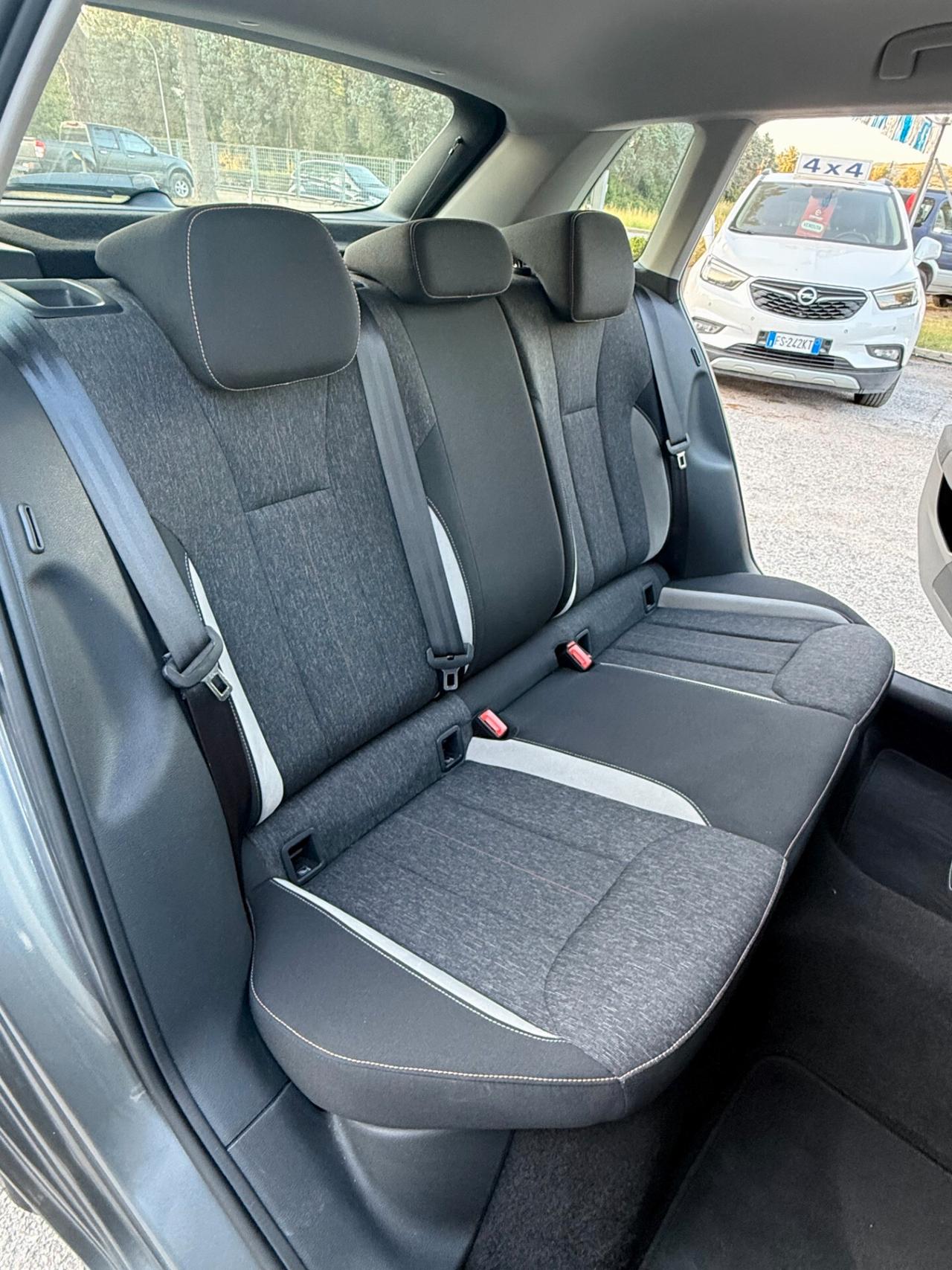 " DA VETRINA " Skoda Kamiq 1.5 TSI ACT Black Dots