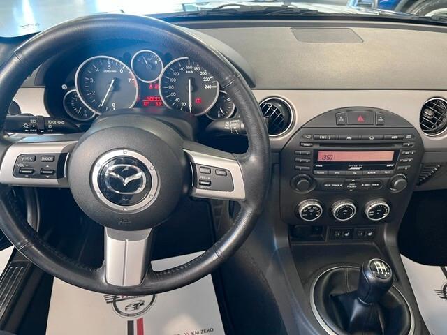 Mazda MX-5 Roadster 1.8L