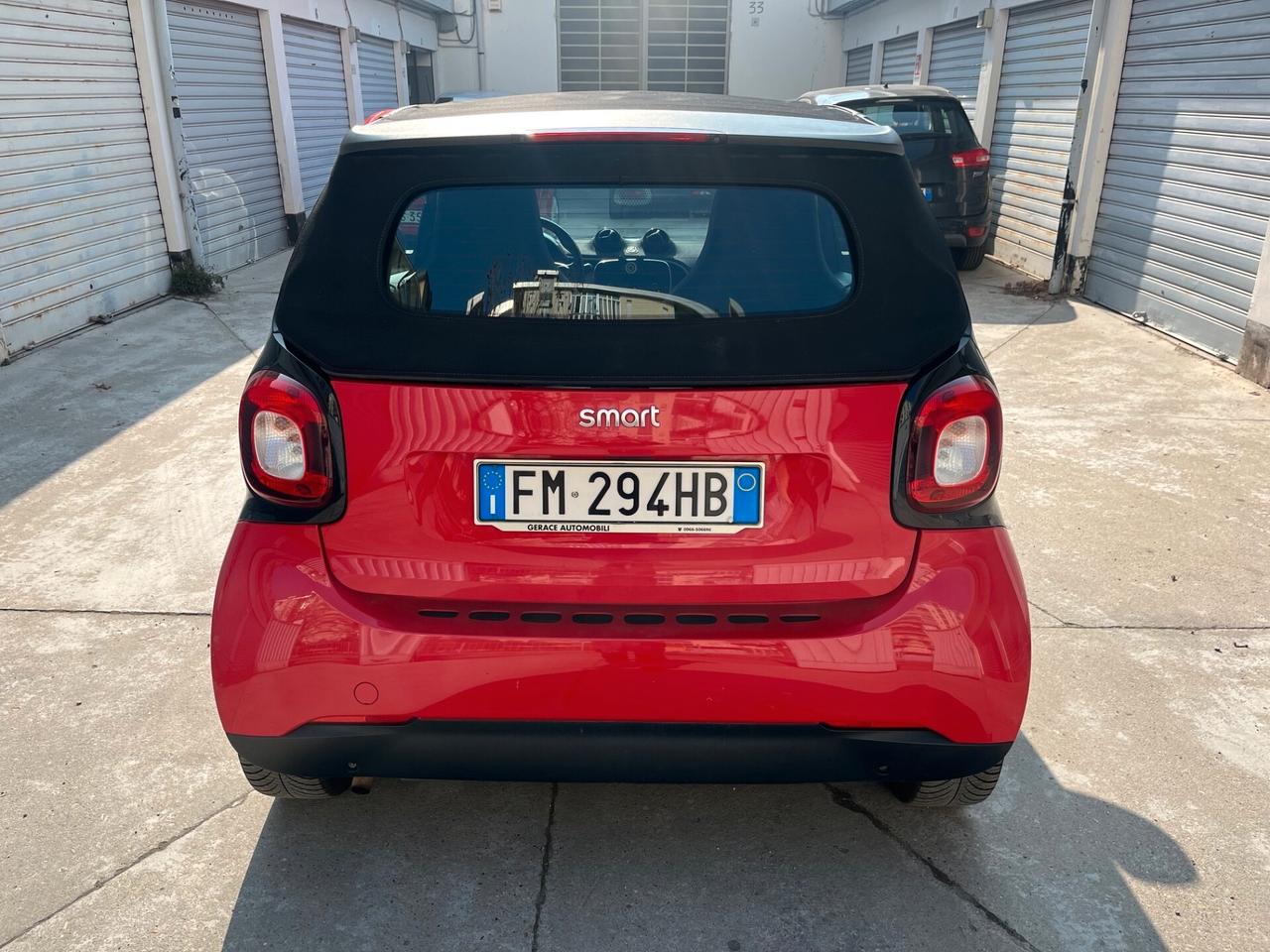 Smart ForTwo 70 1.0 CABRIO Passion OK NEOPATENTATI