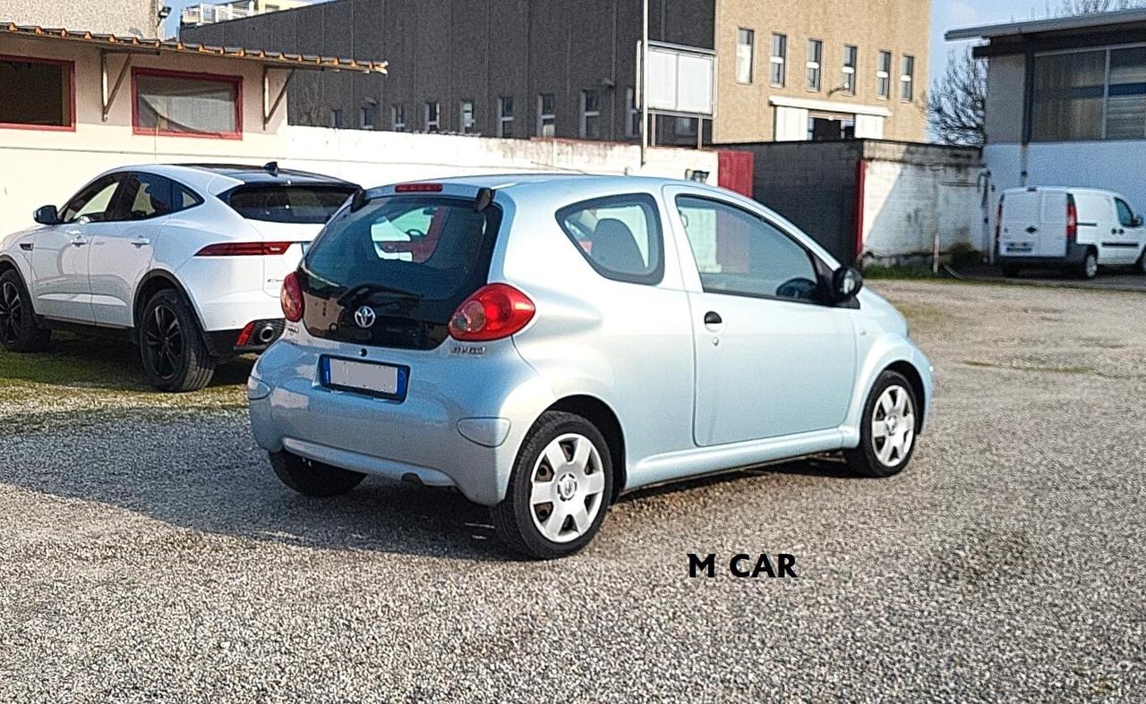 Toyota Aygo 1.0 12V VVT-i 3 porte Sol