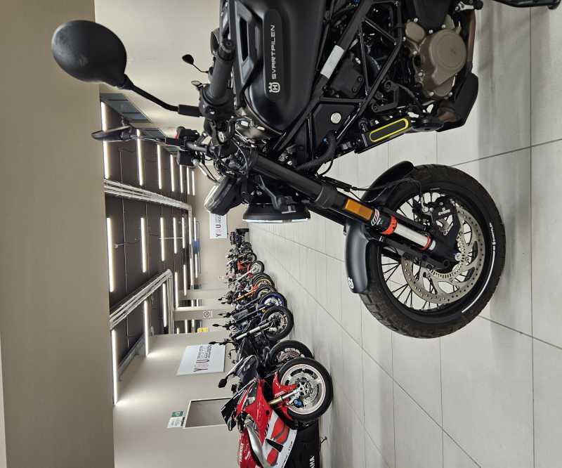 Husqvarna Svartpilen 125 - 2024