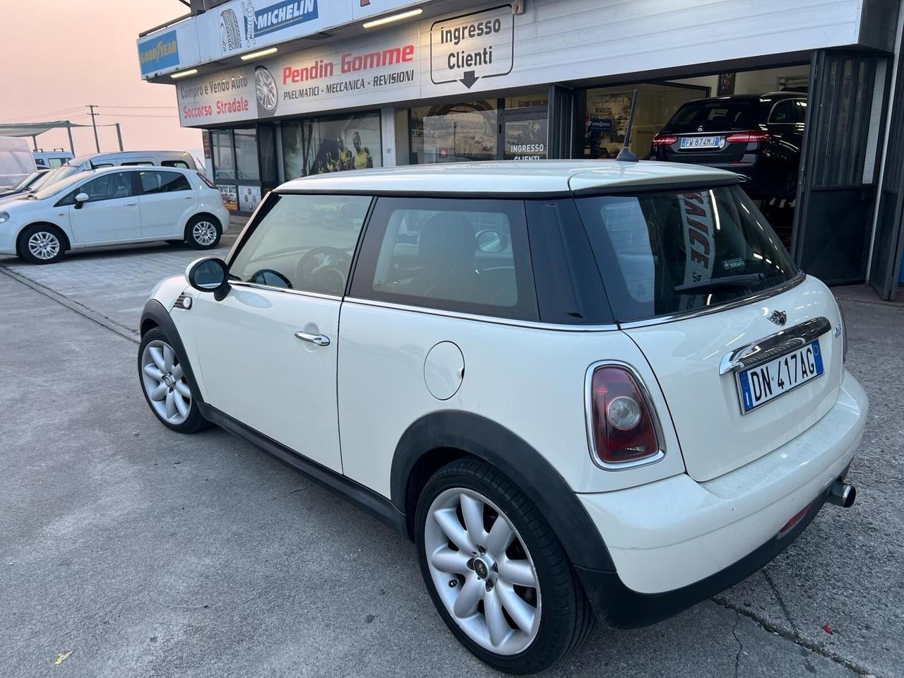Mini Mini 1.4 16V Cooper Chili X Neopatentati
