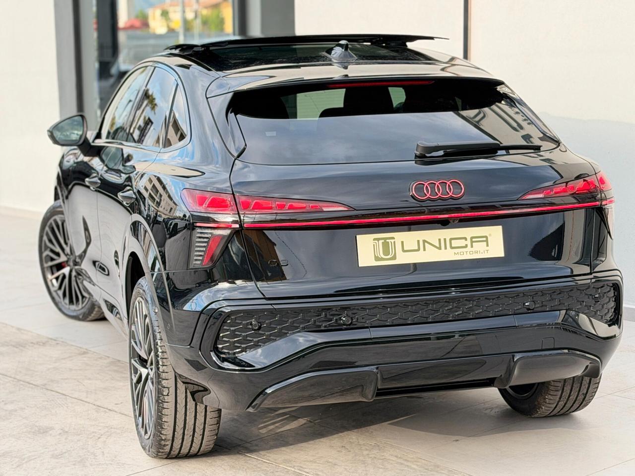 Audi Q3 Sportback 2.0 tdi S line 150cv S-tronic IVA ESPOST