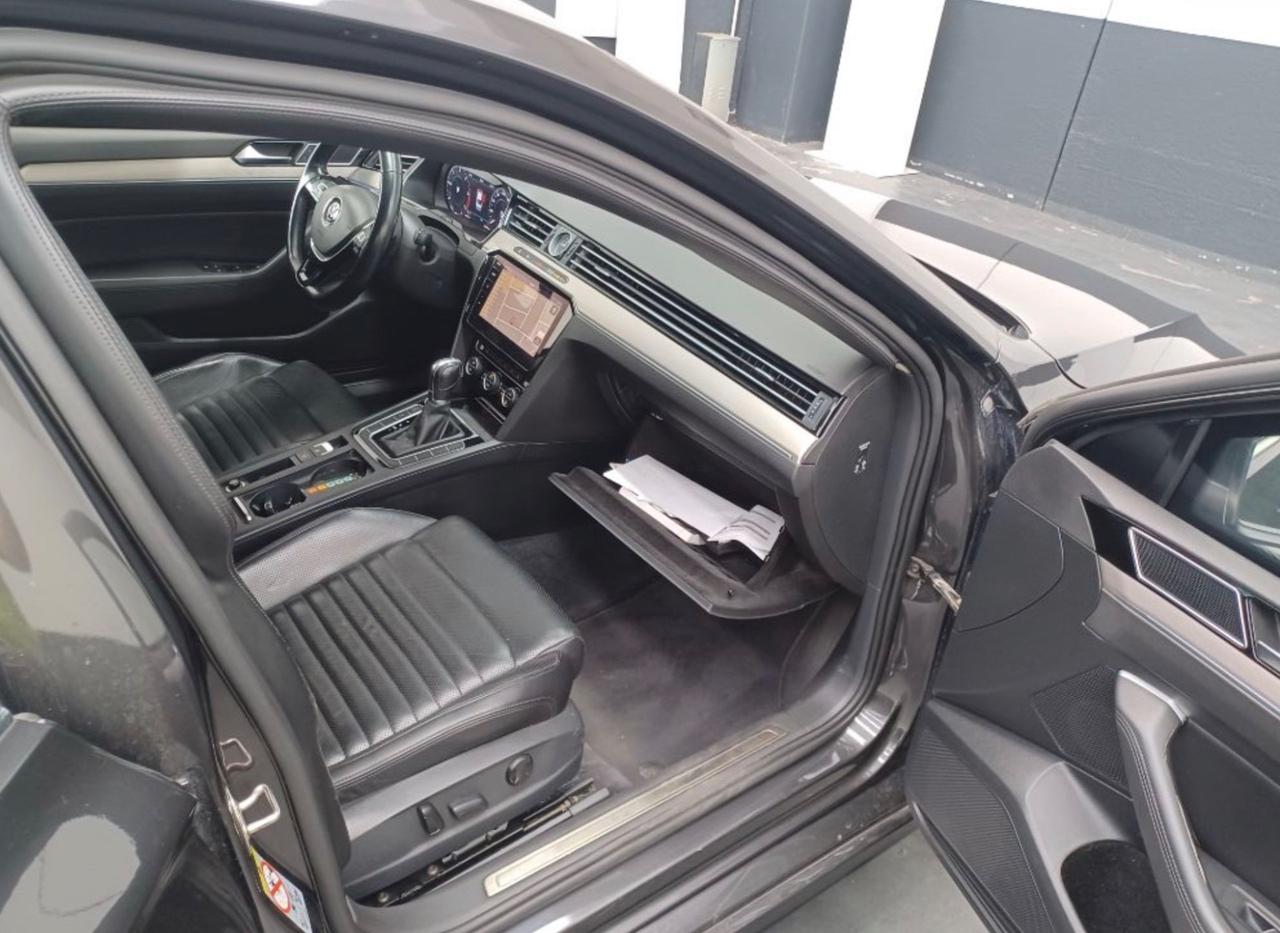 Volkswagen Passat 2.0 BiTDI SCR 4MOTION DSG Executive BMT