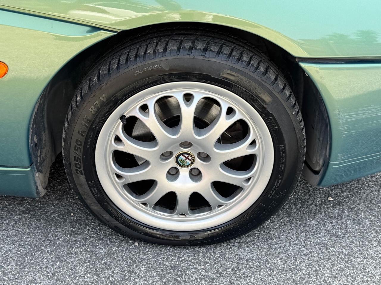 Alfa Romeo Spider Cabrio 2.0 TS 155cv ASI - Oasi Pearl