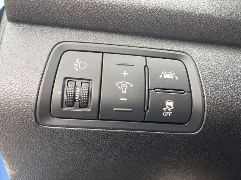 Hyundai i20 II 2015 5p 1.2 Login econext 84cv