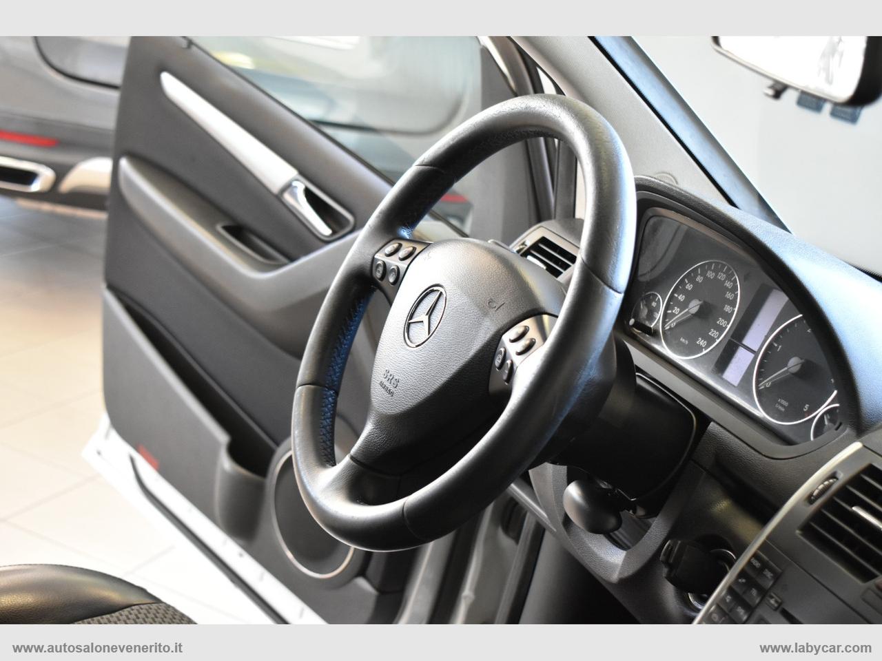 MERCEDES-BENZ A 200 CDI Avantgarde