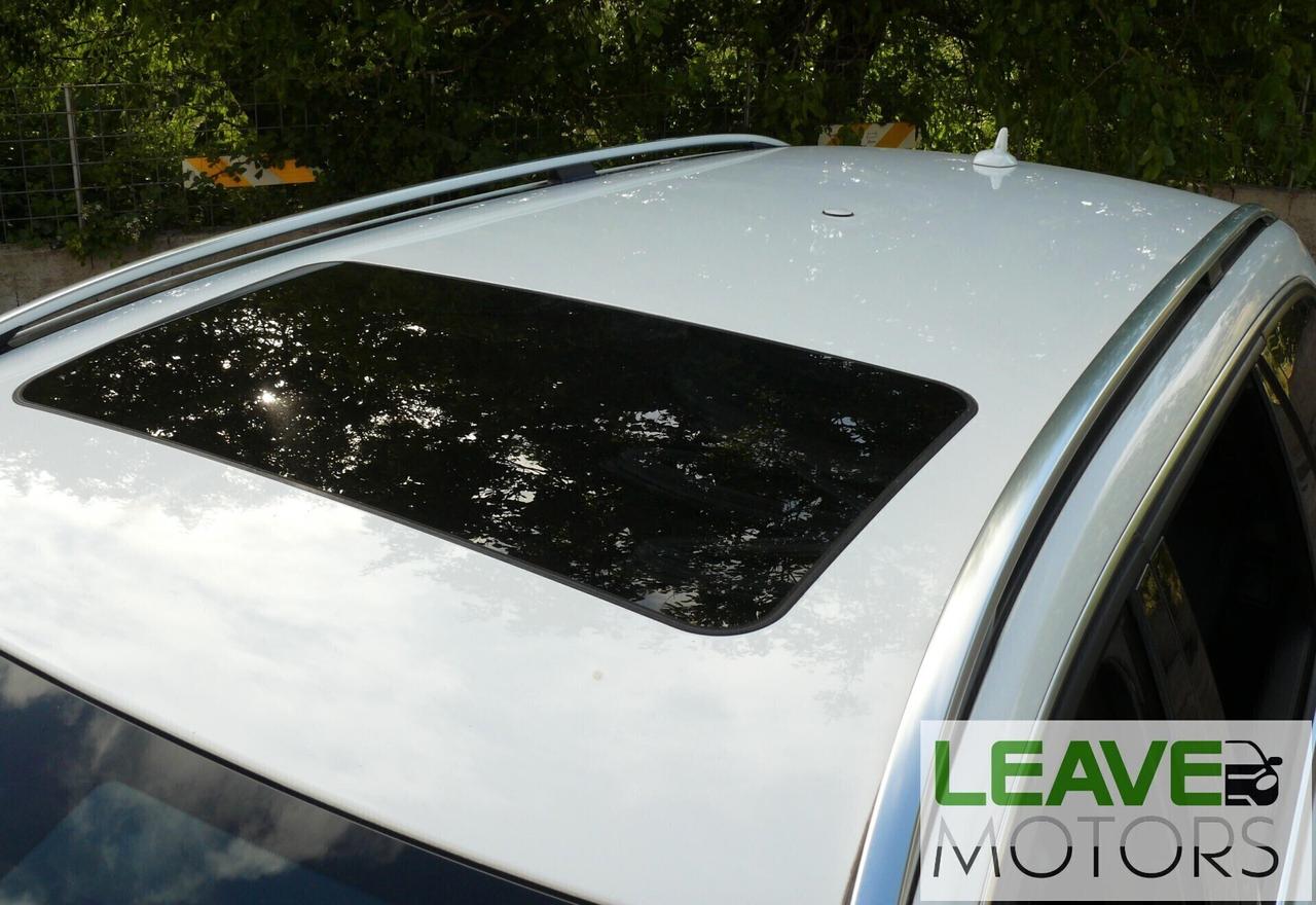 Mercedes-benz E 220 S.W. Premium (M1530)