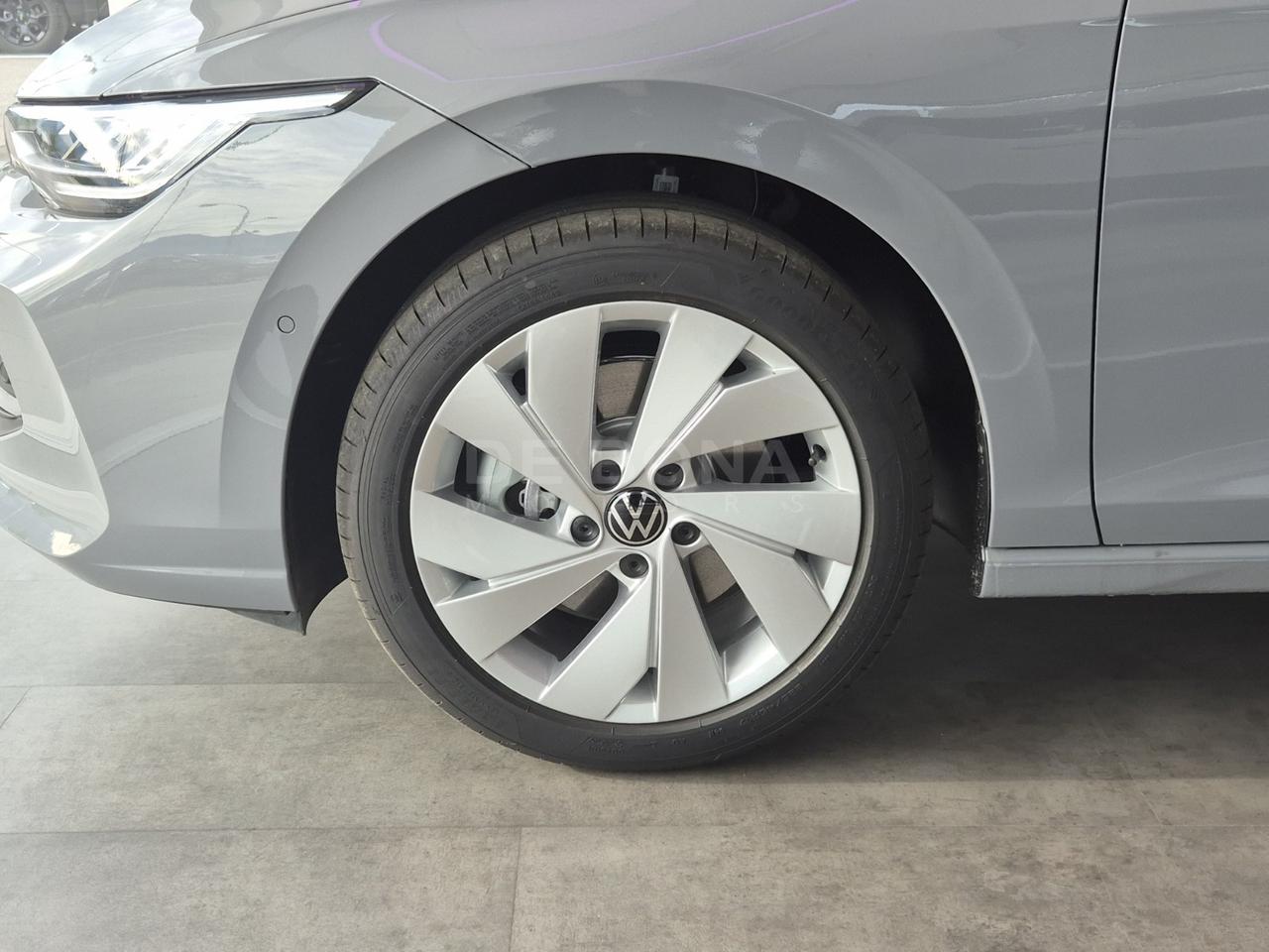 Volkswagen Golf variant 2.0 tdi life 150cv dsg