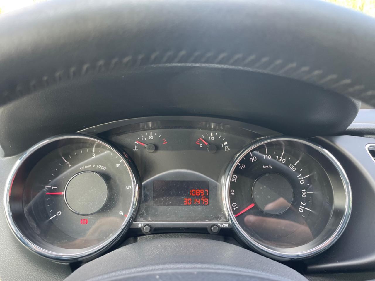 Peugeot 3008 1.6 HDi 112CV Allure
