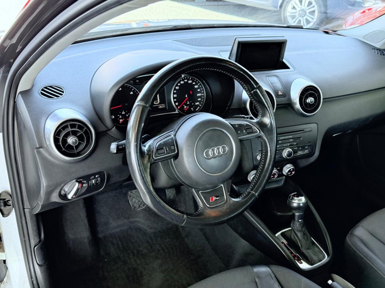 A1 1.6 tdi/NEOPATENTATI /RATE/PERMUTE/GARANZIA