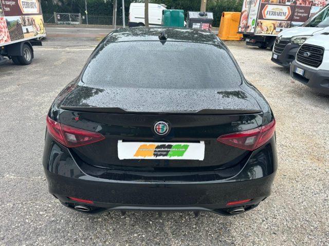 ALFA ROMEO Giulia 2.2 Turbodiesel 210 CV AT8 AWD Q4 Veloce