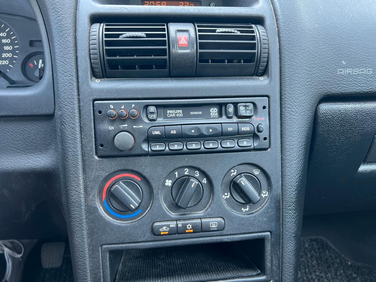 Opel Astra 1.4i 16V cat 5 porte Club adatta a neopatentati
