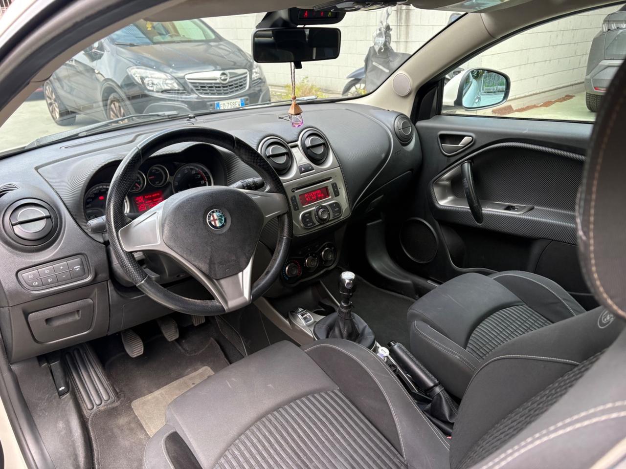 Alfa Romeo MiTo 1.4 78 CV Distinctive Sport Pack