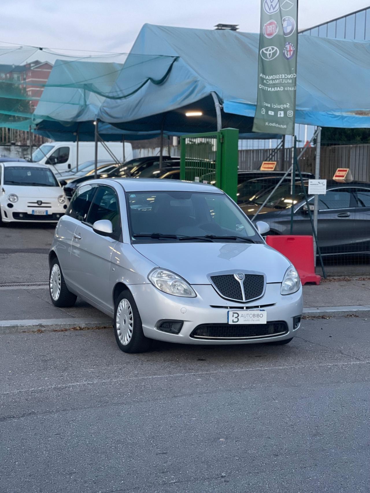 Lancia Ypsilon 1.4 Elle Ecochic GPL