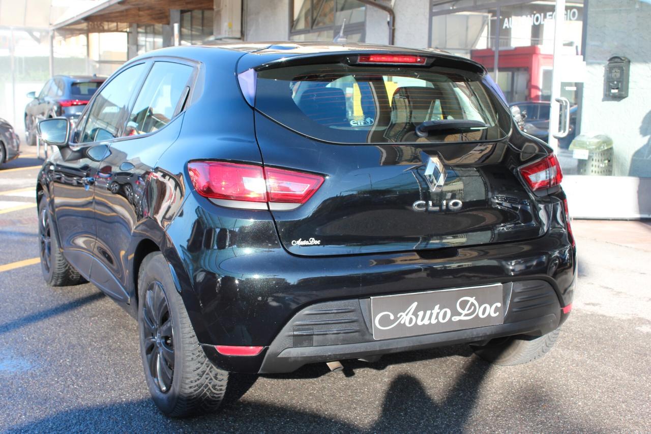 Renault Clio Life 1.2 75CV KIT DISTRIBUZIONE APPENA SOSTITUITO