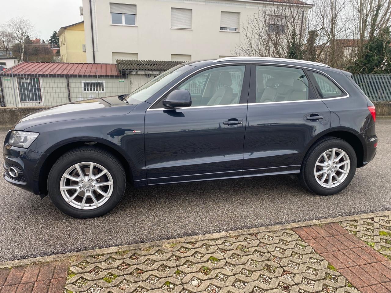 Audi Q5 2.0 TFSI 211 CV quattro tiptronic