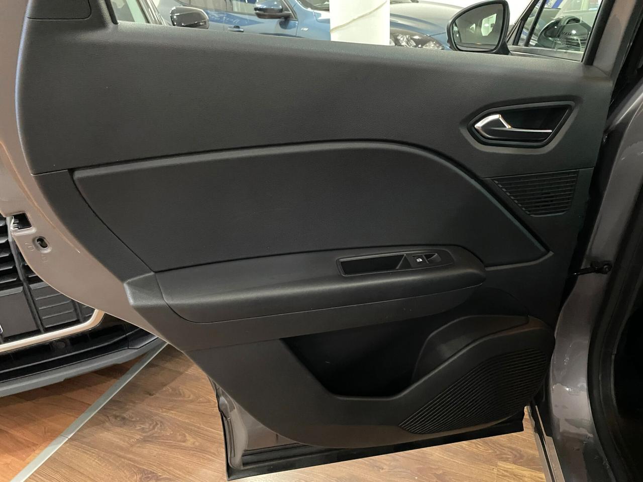 RENAULT CAPTUR BLUE dCi 115CV EDC BUSINESS