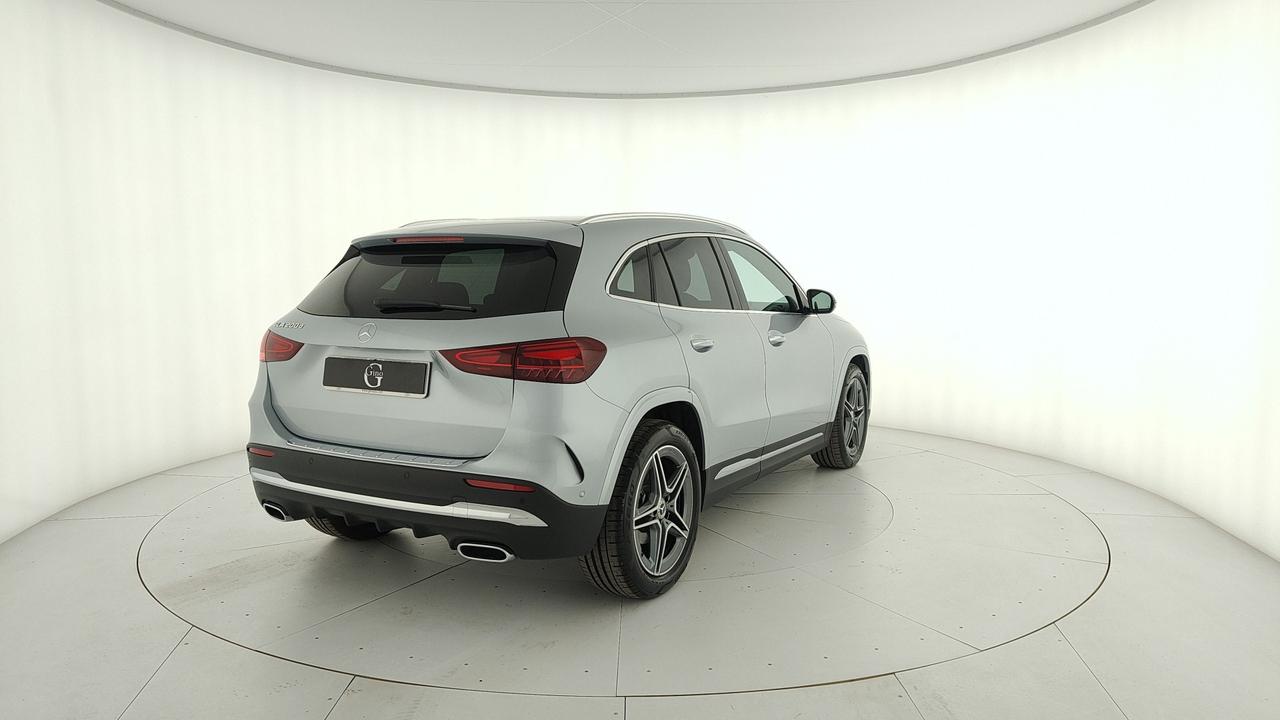 Mercedes-Benz GLA 200 d AMG Line Premium auto