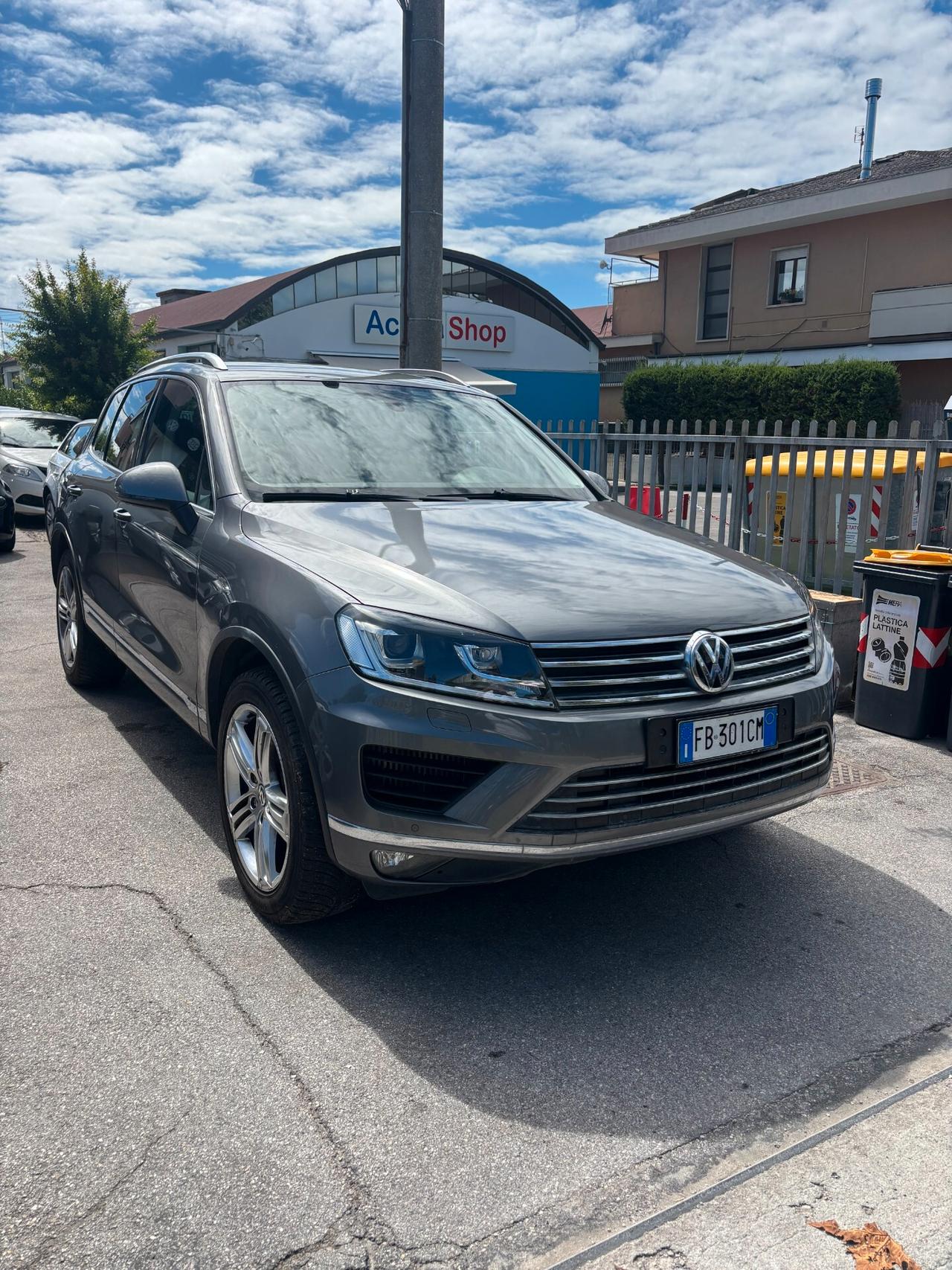 Volkswagen Touareg 3.0 TDI 204 CV tiptronic BlueMotion Techn. Executive NESSUN VINCOLO