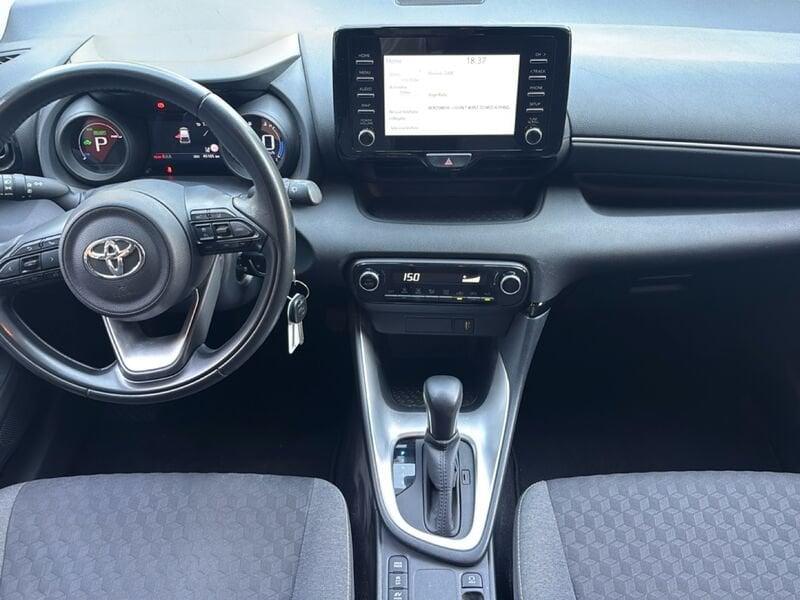 Toyota Yaris Hybrid Trend MY21