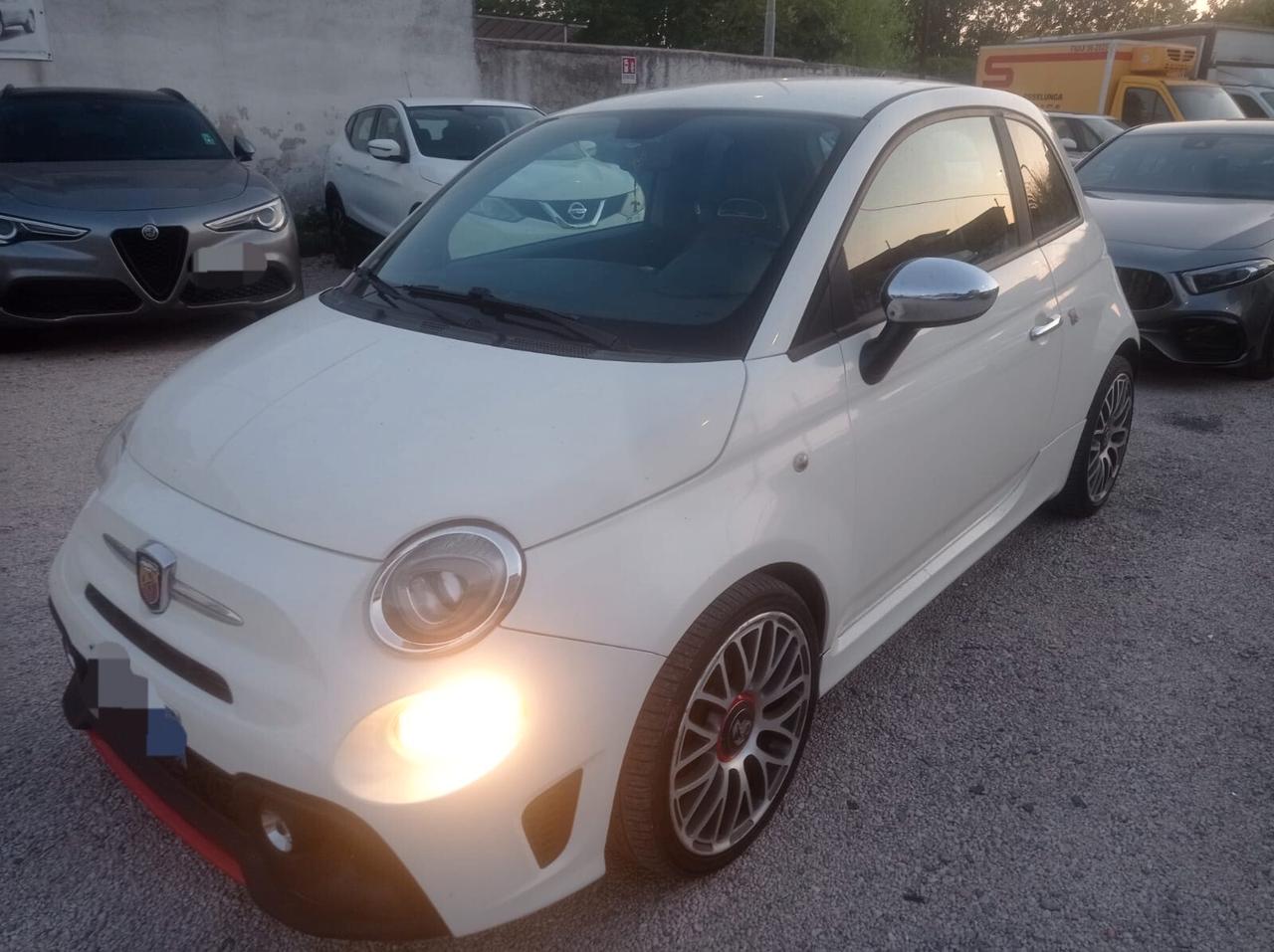 Abarth 500 1.4 Turbo T-Jet km 11000-2010