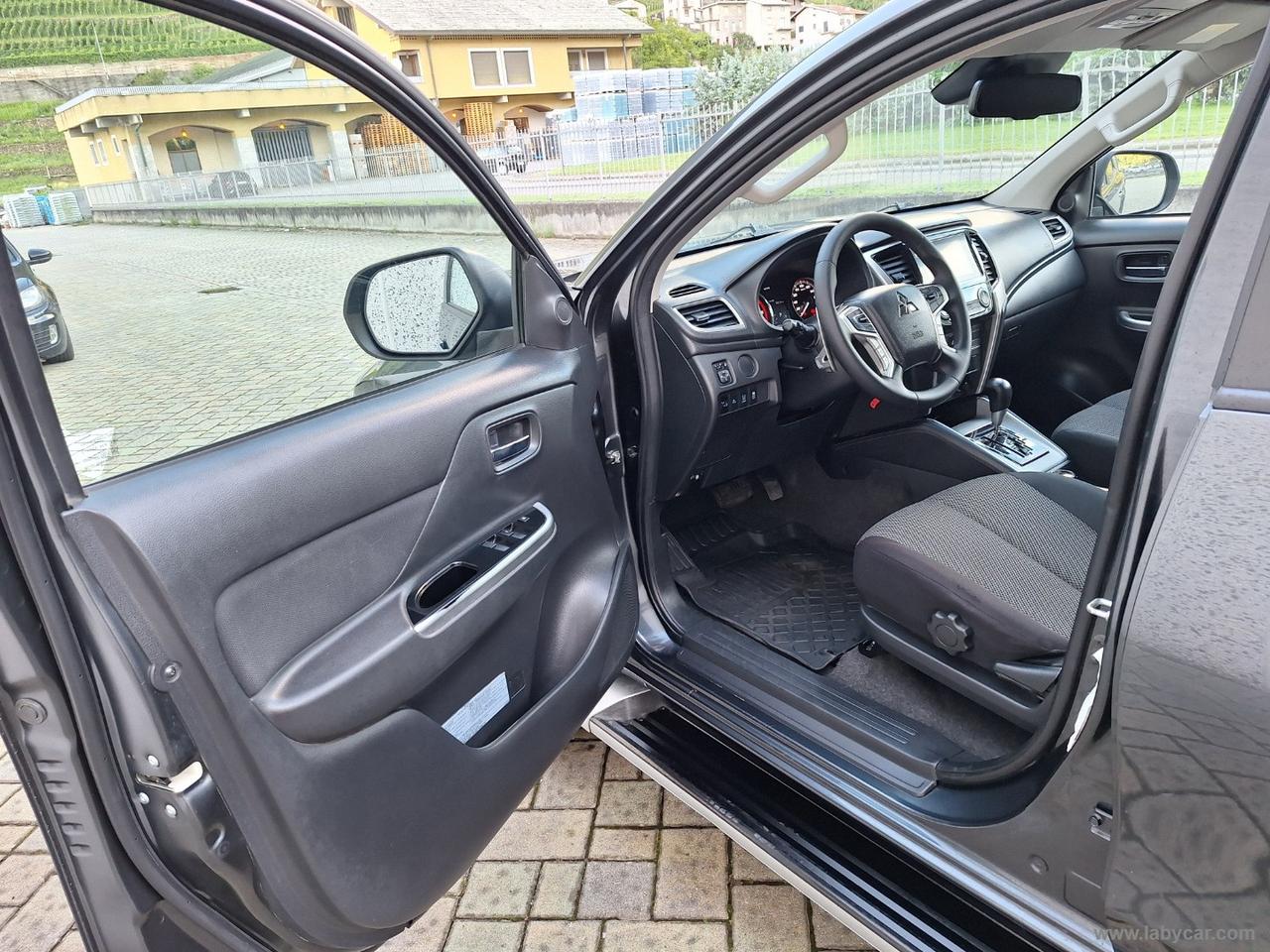 MITSUBISHI L200 2.3 D DoubleCab 4x4 AUTO RIDOTTE BLOCCAGGIO