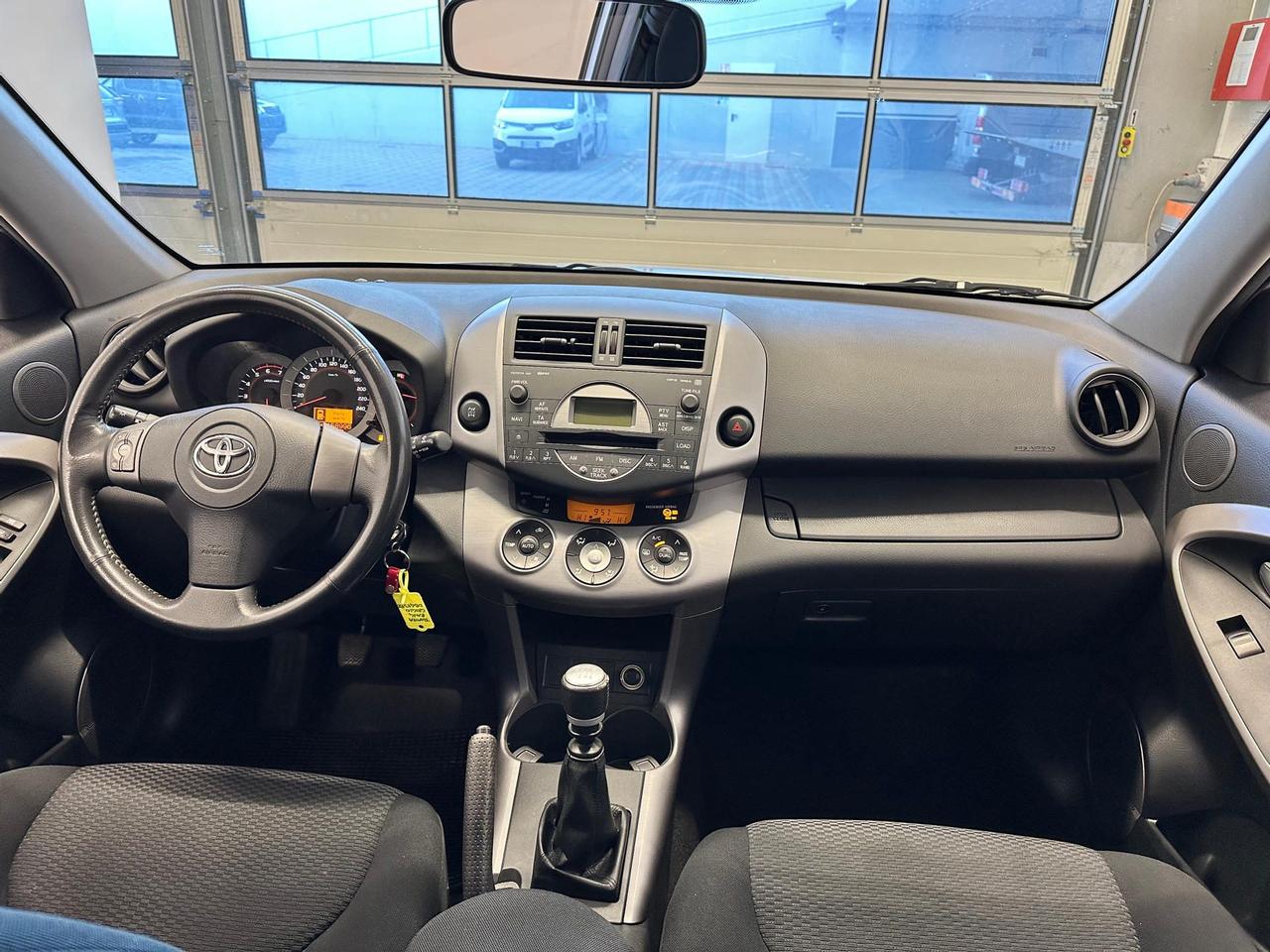 Toyota RAV4 2.2 d-4d Sol 136cv