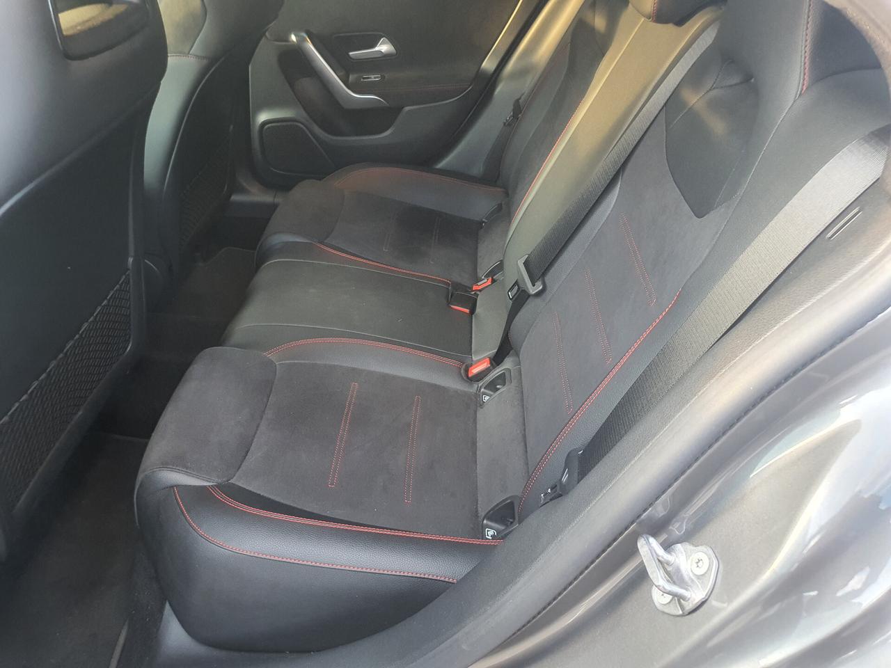 Mercedes-benz CLA 200 d Automatic Premium