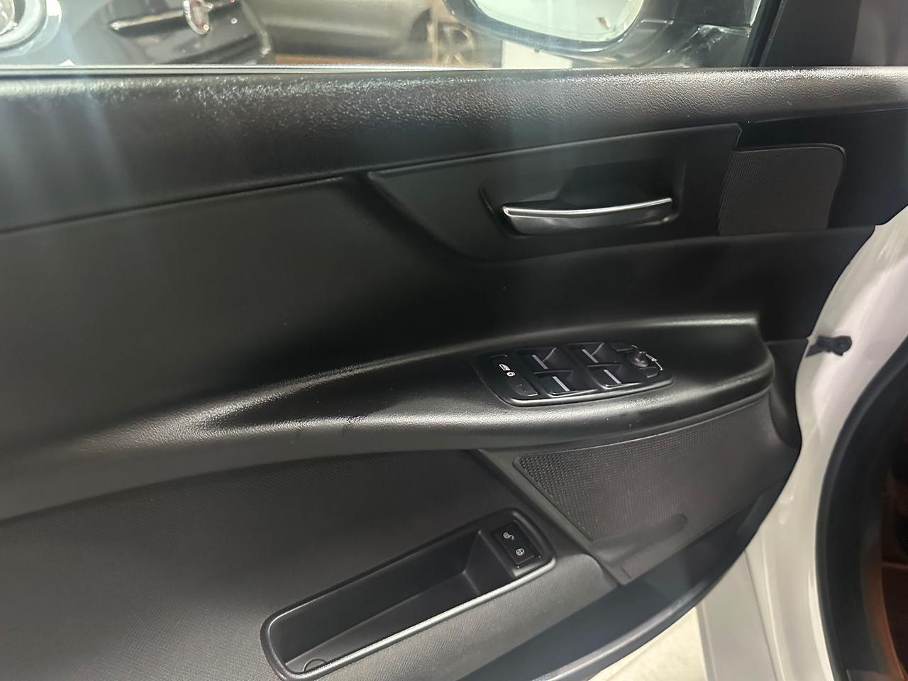 Jaguar XE Prestige Business Edition 2.0 20d #8545