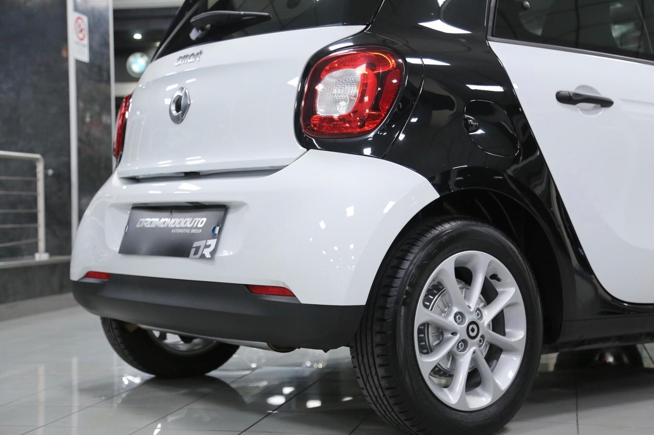 Smart forfour 1.0 70 cv Youngster