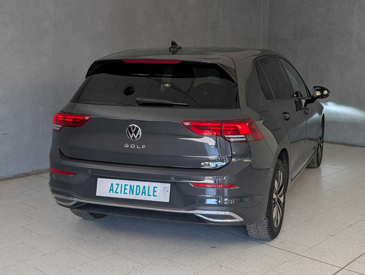Volkswagen golf viii 1.0 eTSI 110cv DSG Life Move
