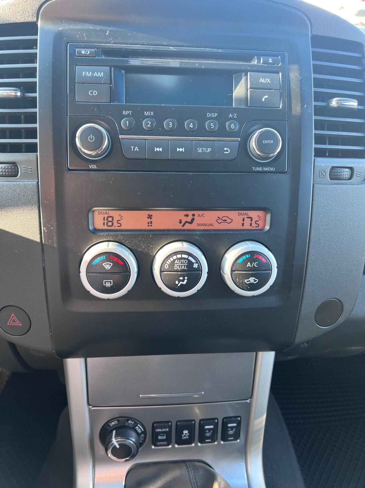 Nissan Navara 2.5 dCi 190CV 4 porte Double Cab LE Plus Restyling
