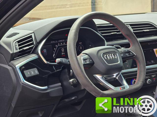 AUDI RS Q3 quattro S tronic Sportback