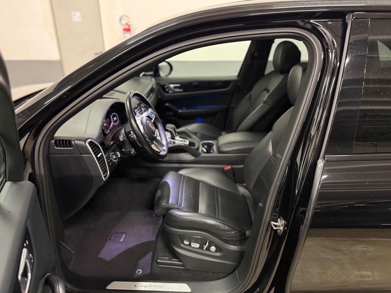 Porsche Cayenne 3.0 V6