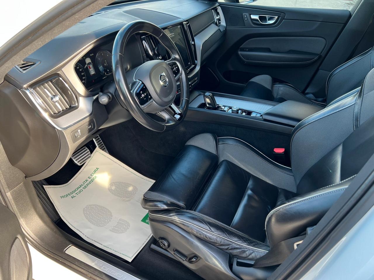 Volvo XC 60 XC60 B4 (d) AWD Geartronic R-design