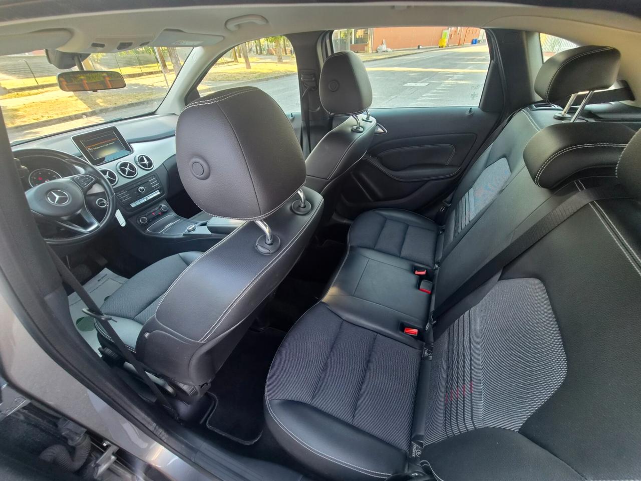 Mercedes-benz B 180 d Automatic Sport Euro6
