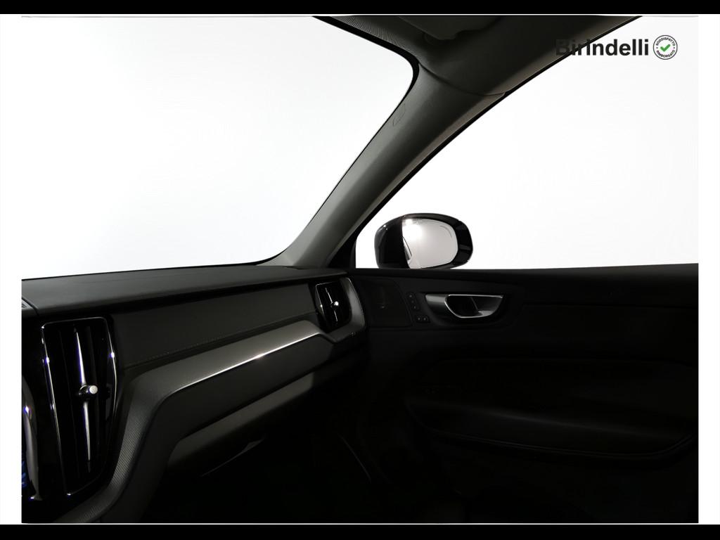 VOLVO XC60 (2017-->) - XC60 B4 (d) AWD automatico Ultimate Dark