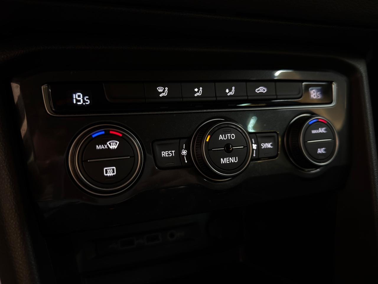 Volkswagen Tiguan 1.5 *GARANZIA 24 MESI CONVENZIONALE
