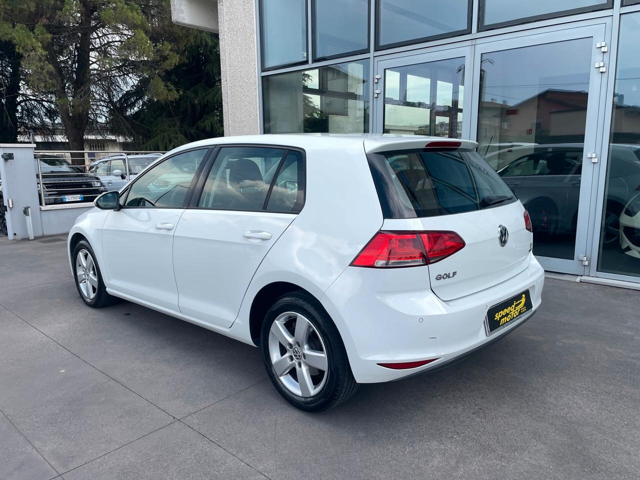 Volkswagen Golf 1.6 TDI 5p. Trendline BlueMotion Technology