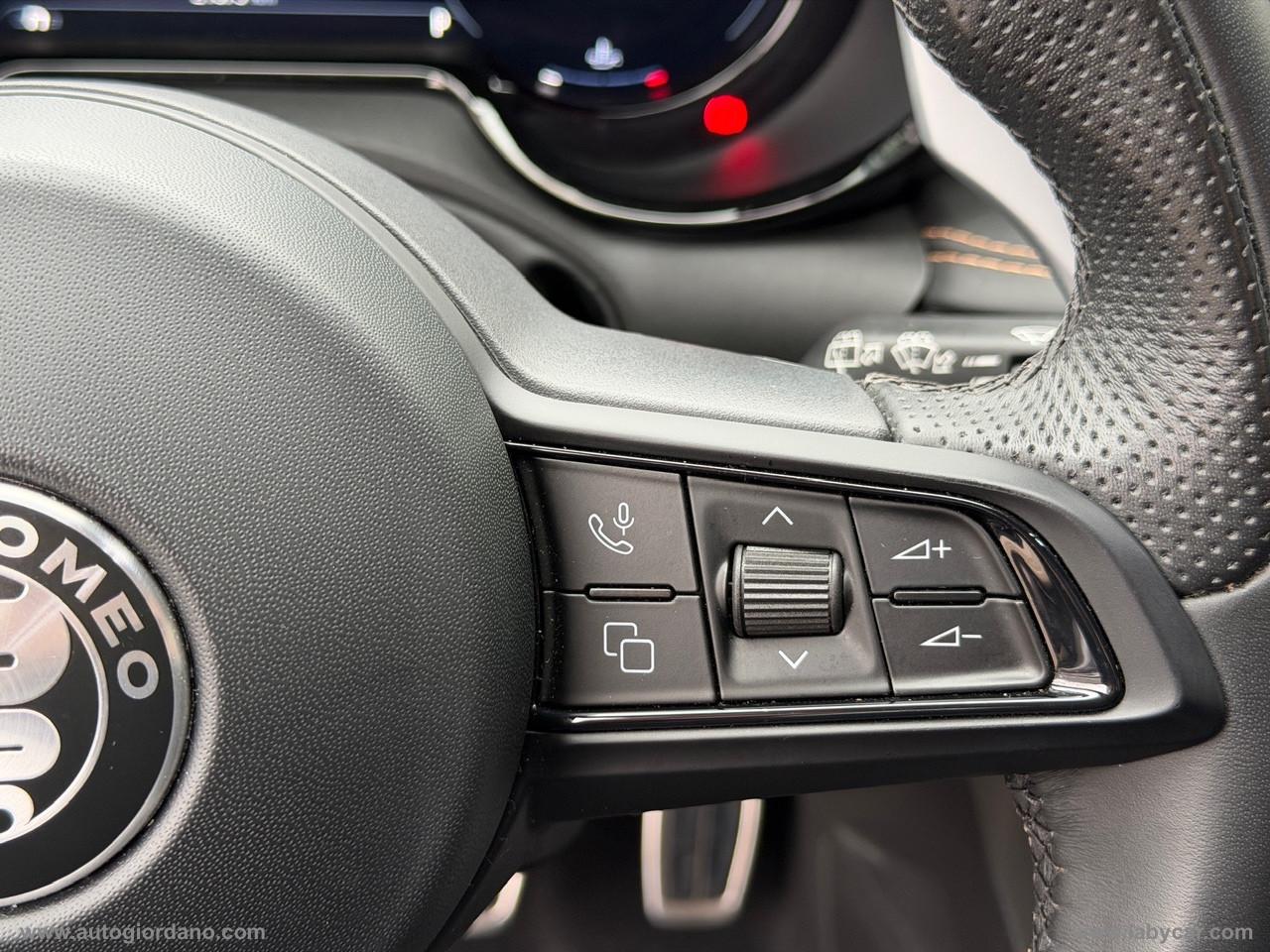 ALFA ROMEO Tonale 1.5 130 CV MHEV TCT7 Veloce MY24 PACK : VELOCE, PREMIUM,WINTER, RUOTE EXTRA 19',