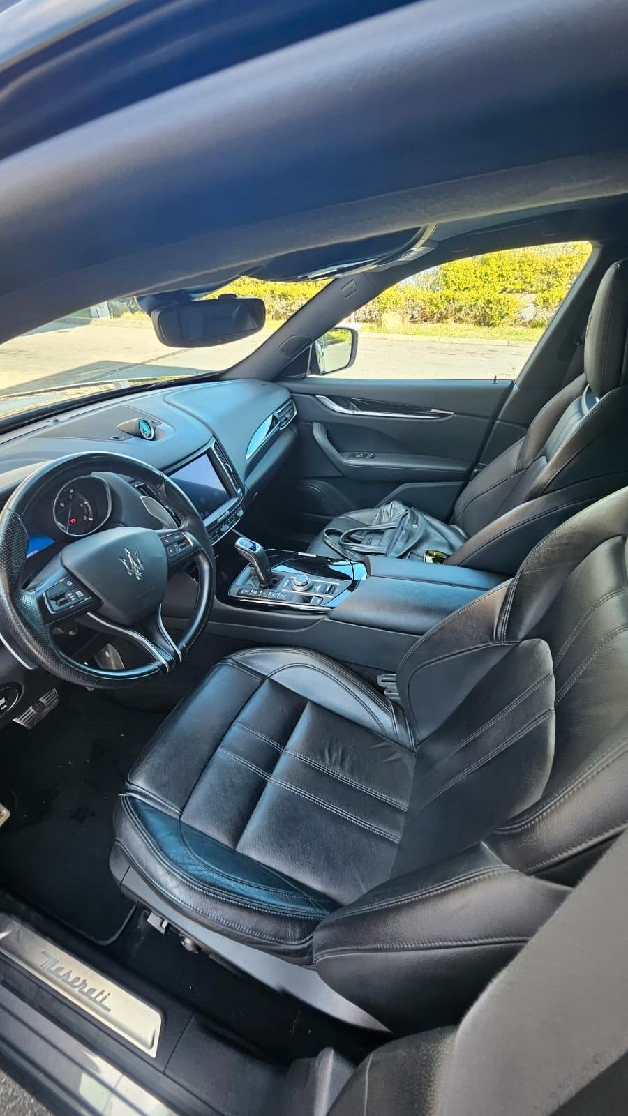 Maserati Levante Q4 gransport FULL OPTIONAL