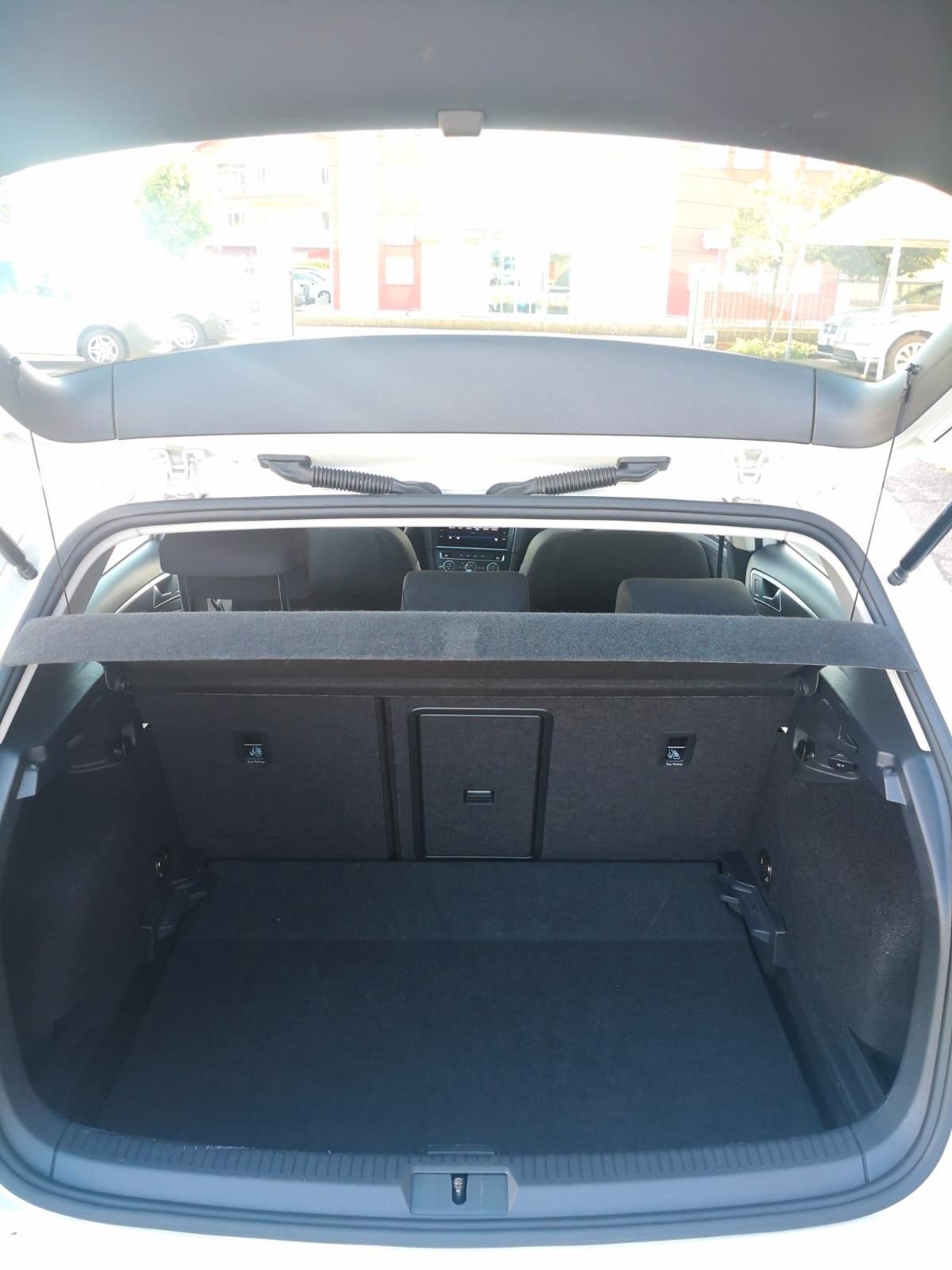 Volkswagen Golf 1.6 TDI 115 CV DSG 5p. ***FULL LED***CAR PLAY***
