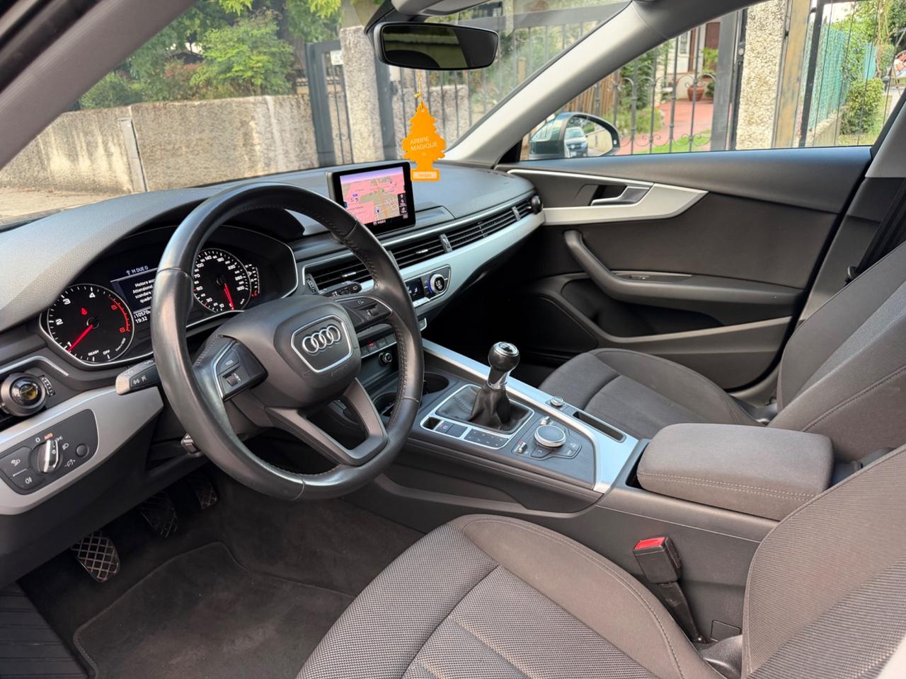 Audi A4 Avant 2.0 TDI 150 CV Business Sport