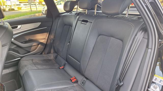 AUDI A6 Avant 40 2.0 TDI quattro S Line Sport