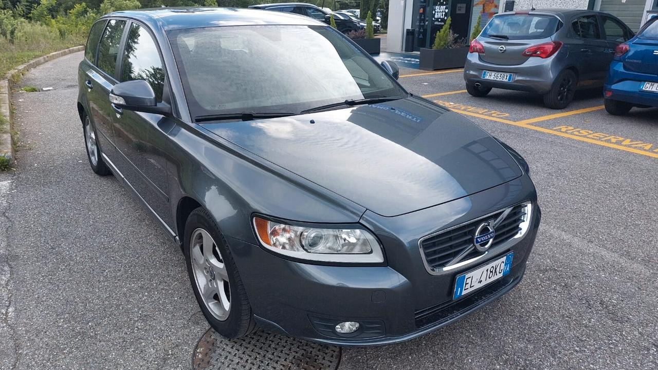 Volvo V50 D2 POLAR