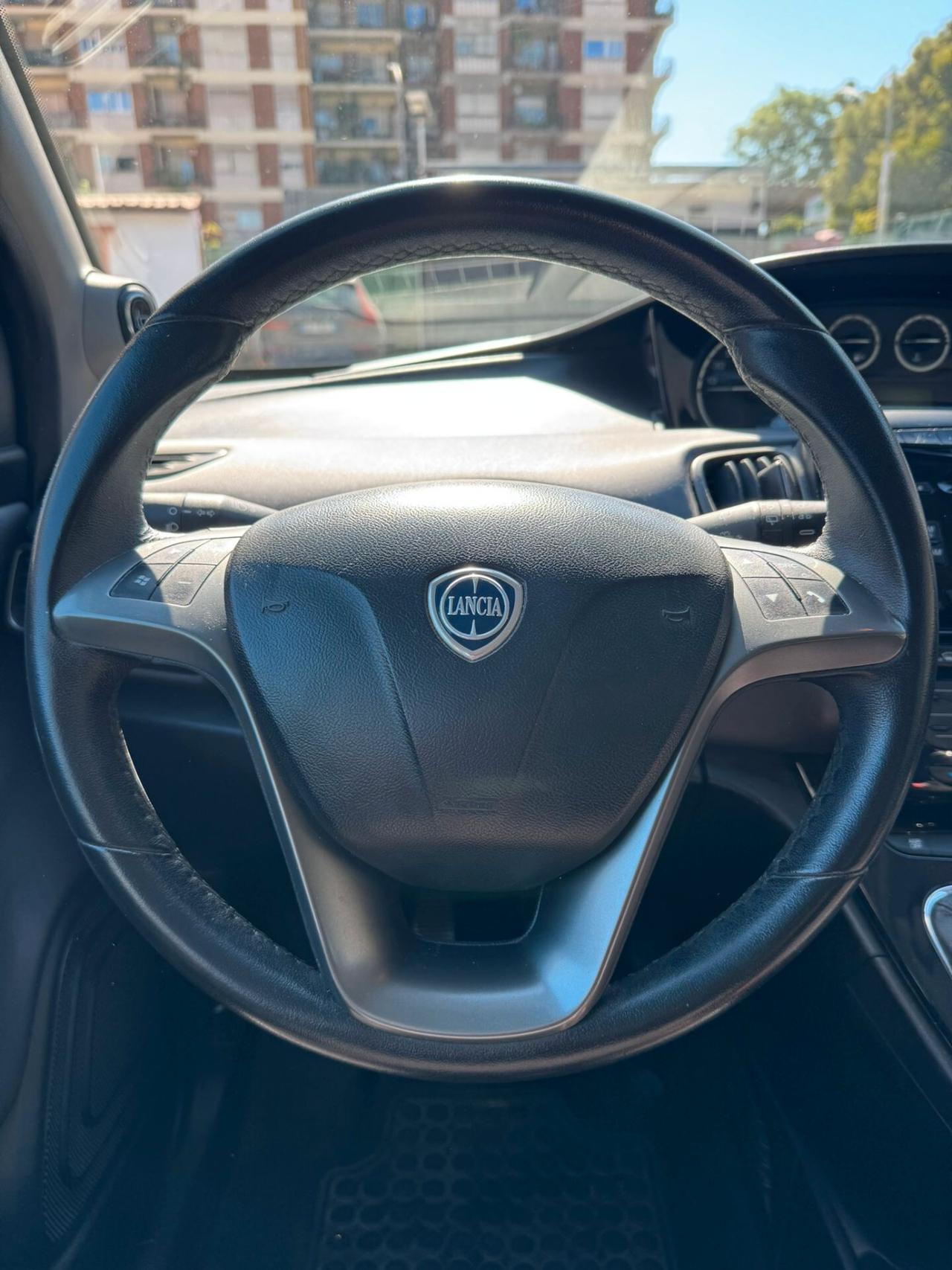 LANCIA YPSILON 1.2 69CV PLATINUM *PREZZO REALE*