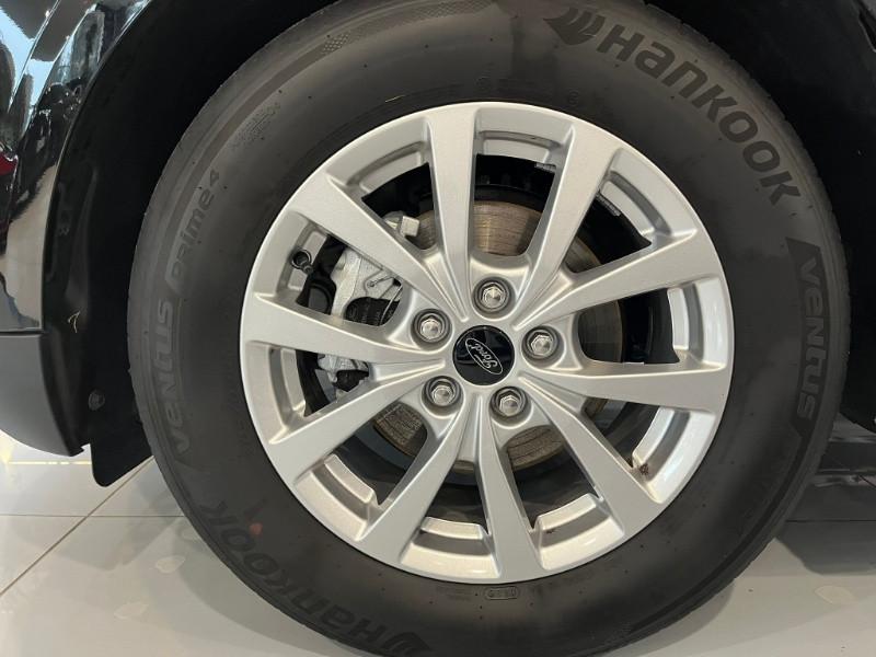 FORD Tourneo Courier 1.0 EcoBoost Powershift Titanium