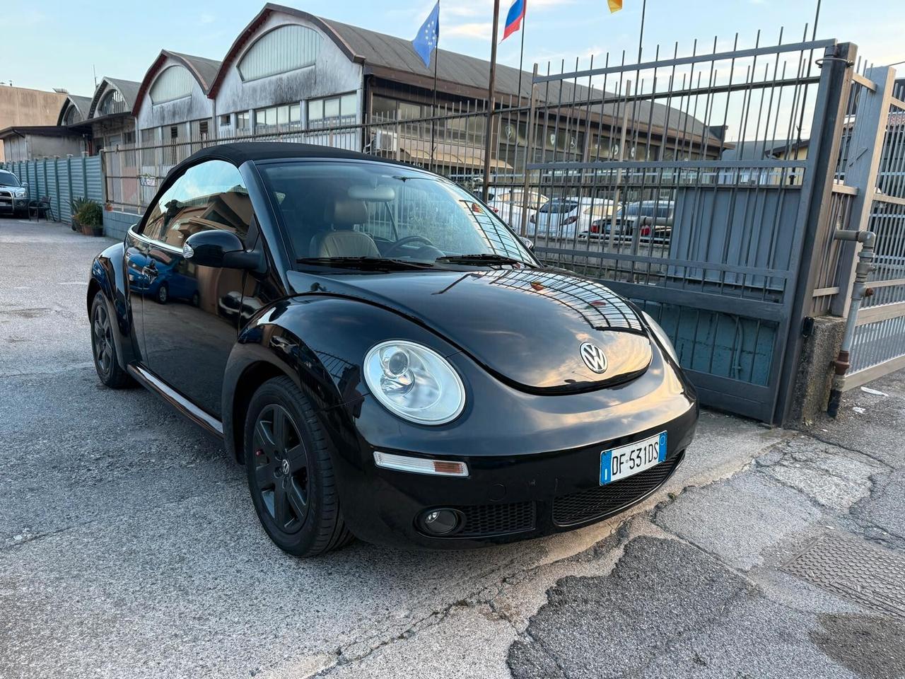 Volkswagen New Beetle CABRIO POCHI KM